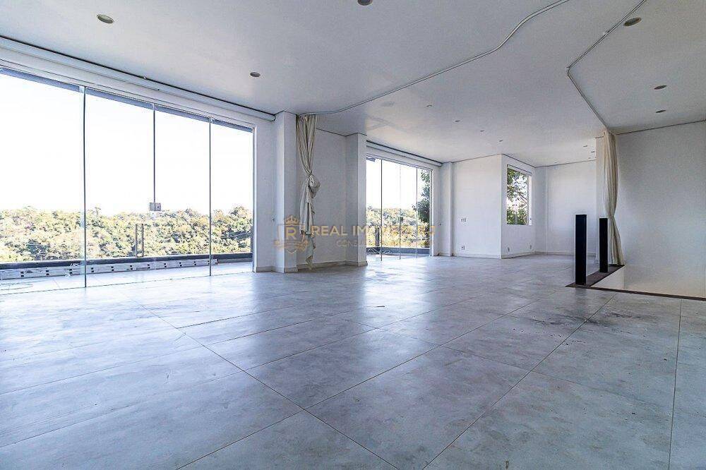 Casa à venda com 4 quartos, 436m² - Foto 1