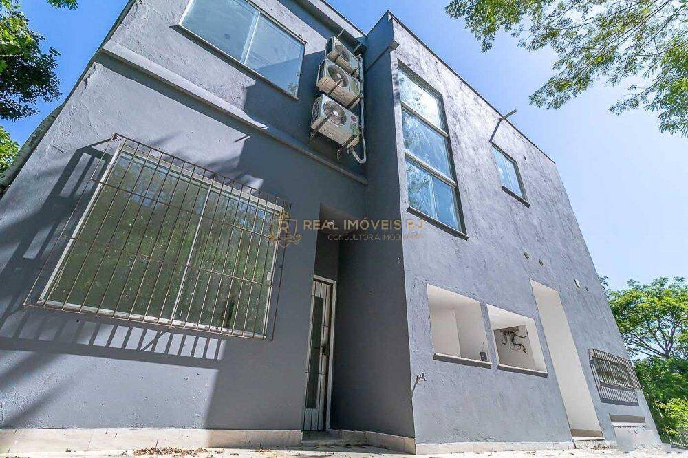 Casa à venda com 4 quartos, 436m² - Foto 12