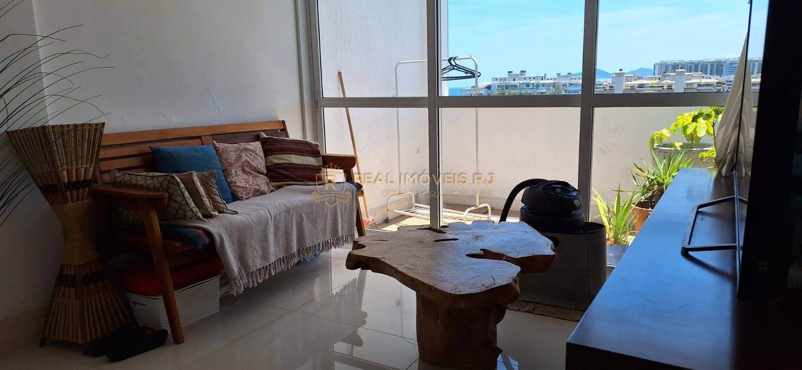 Apartamento à venda com 2 quartos, 107m² - Foto 12