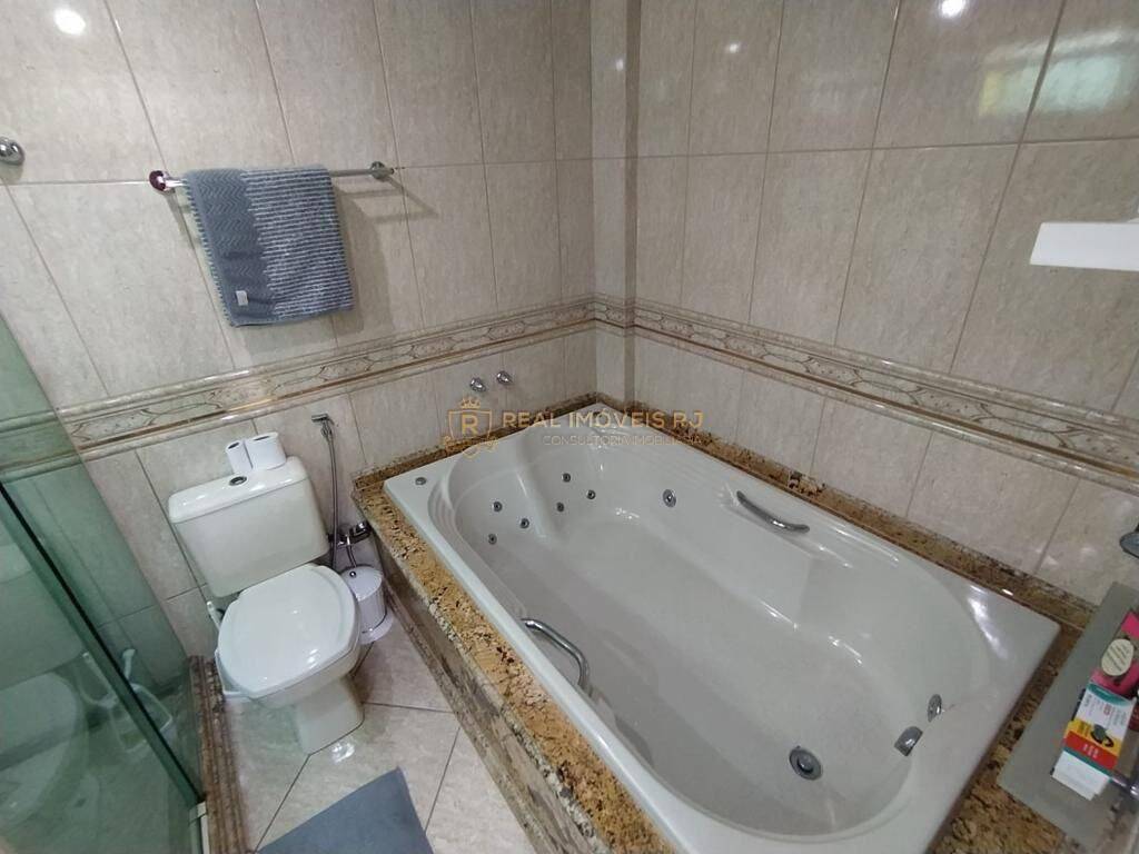 Casa à venda com 3 quartos, 200m² - Foto 9