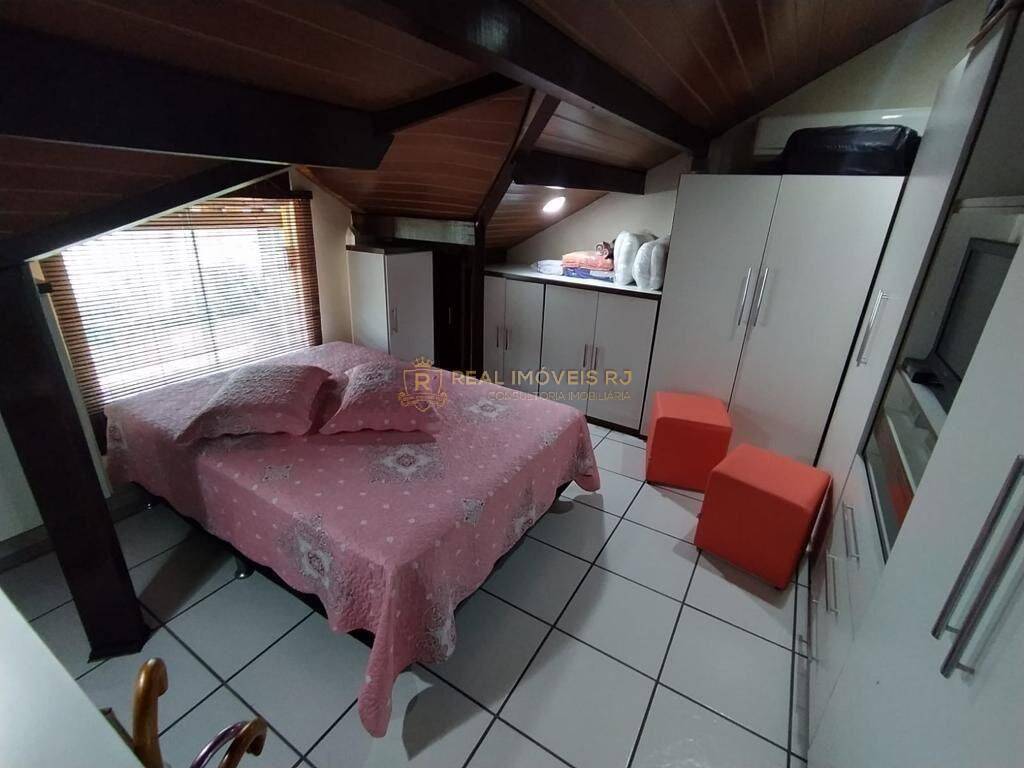 Casa à venda com 3 quartos, 200m² - Foto 10