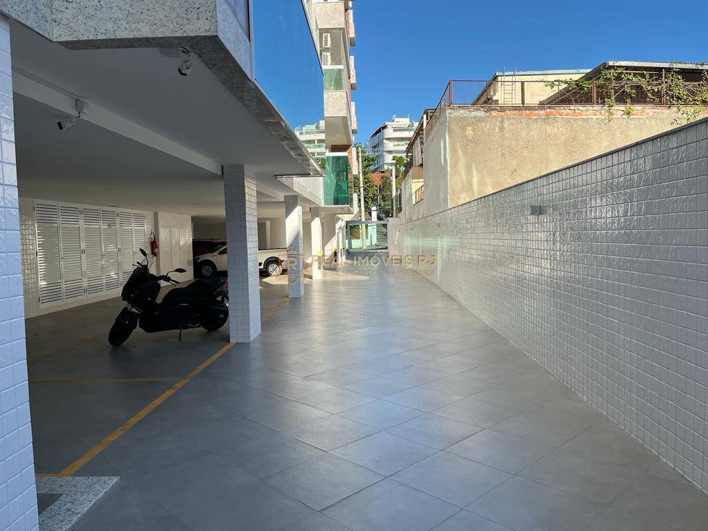 Apartamento à venda com 2 quartos, 70m² - Foto 29