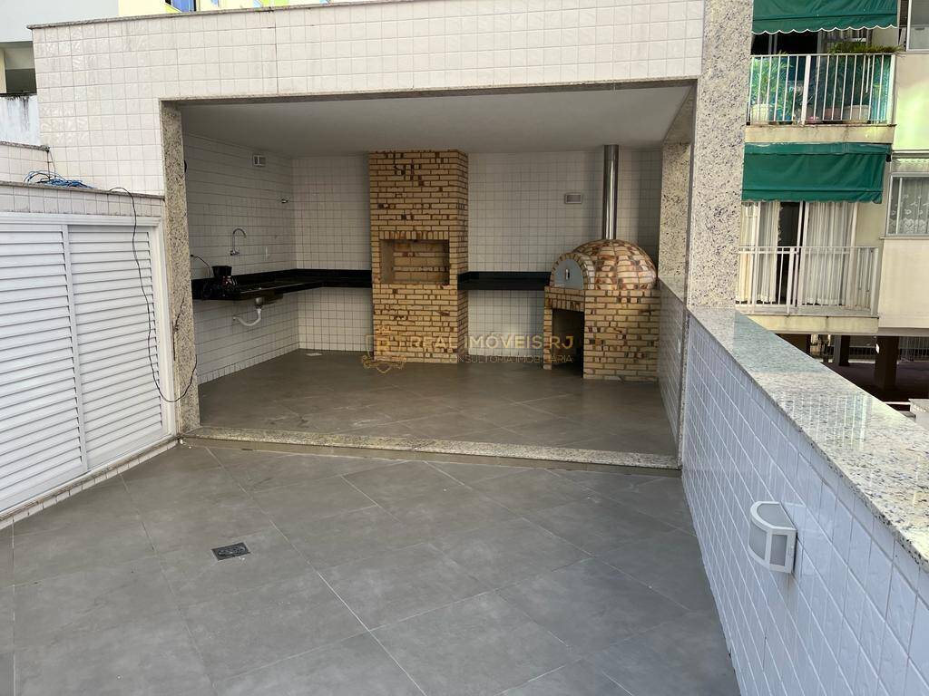 Apartamento à venda com 2 quartos, 70m² - Foto 31