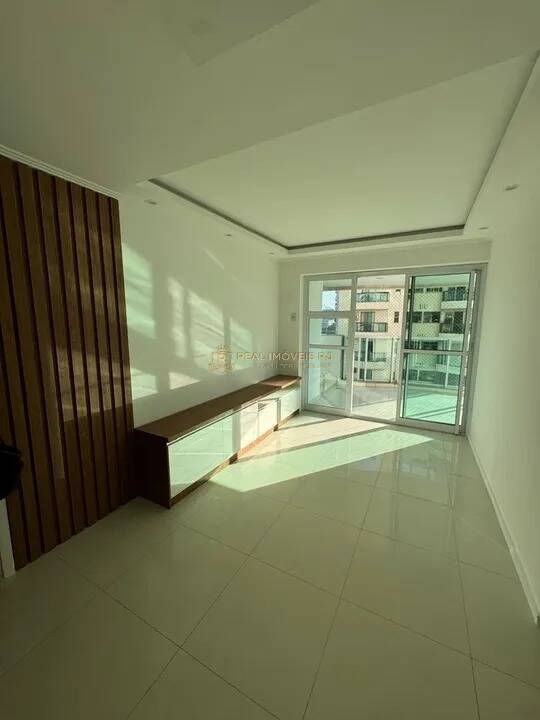 Apartamento à venda com 3 quartos, 88m² - Foto 1