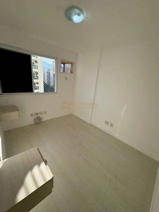 Apartamento à venda com 3 quartos, 88m² - Foto 13