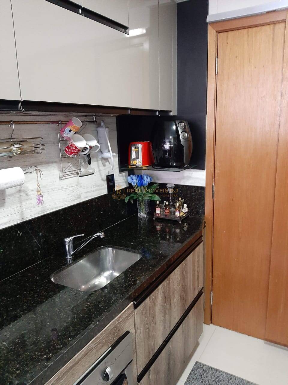 Apartamento à venda com 3 quartos, 84m² - Foto 9