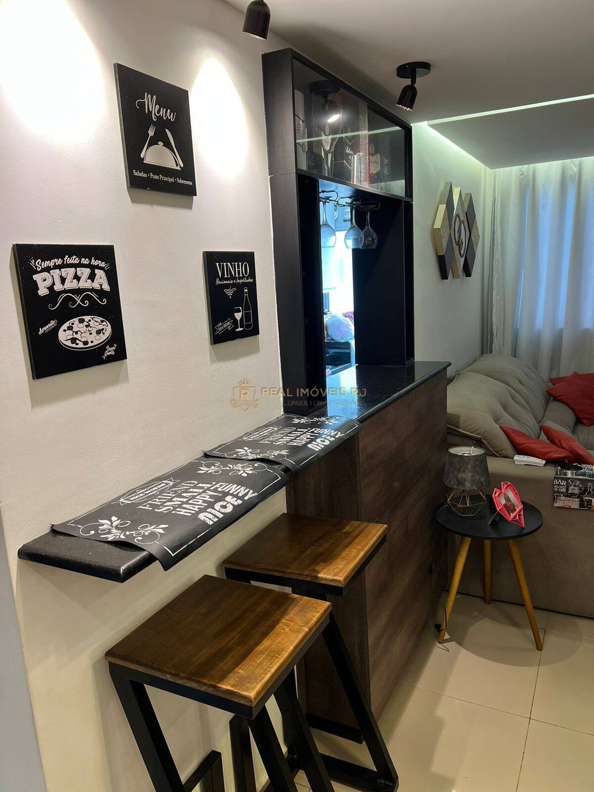 Apartamento à venda com 2 quartos, 50m² - Foto 1