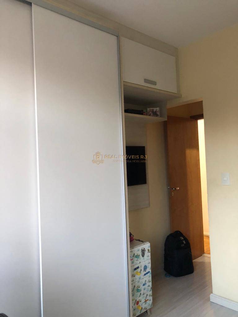 Apartamento à venda com 3 quartos, 86m² - Foto 19