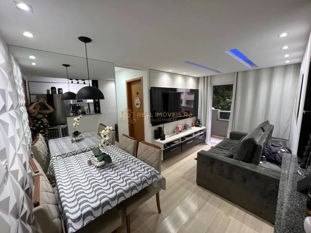 Apartamento à venda com 2 quartos, 50m² - Foto 2