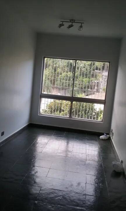 Apartamento à venda com 2 quartos, 60m² - Foto 8