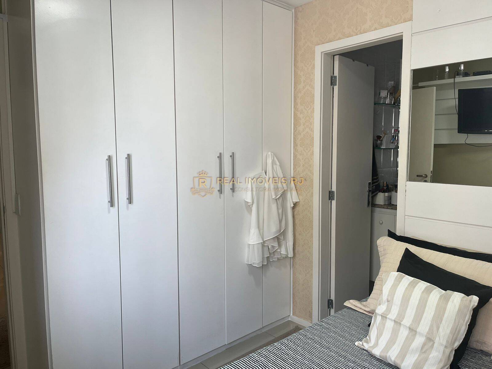 Apartamento à venda com 2 quartos, 85m² - Foto 16