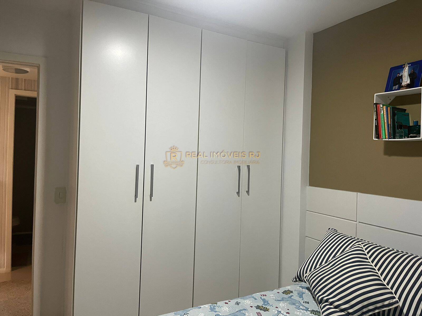 Apartamento à venda com 2 quartos, 85m² - Foto 18