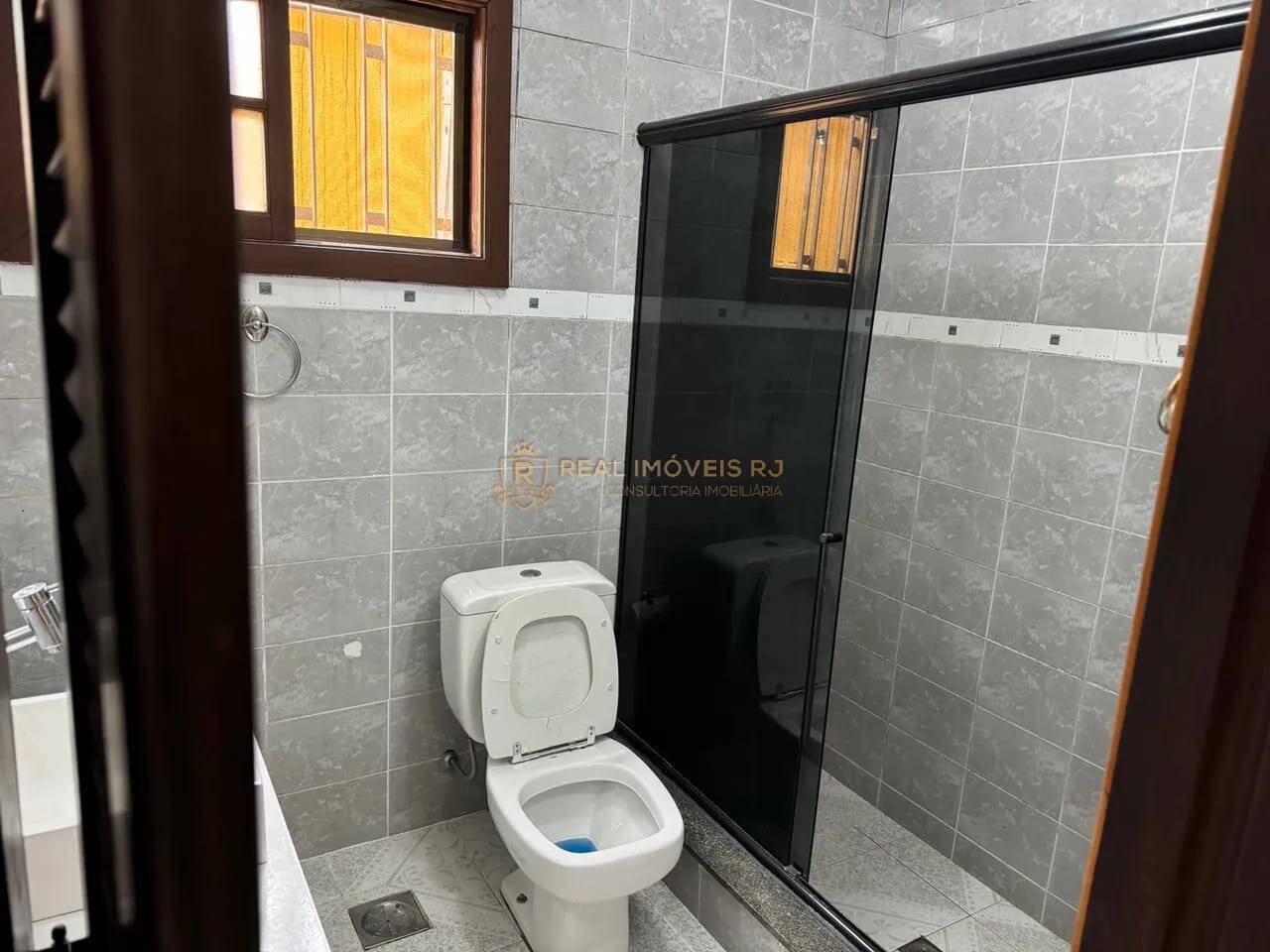 Casa para alugar com 3 quartos, 200m² - Foto 15