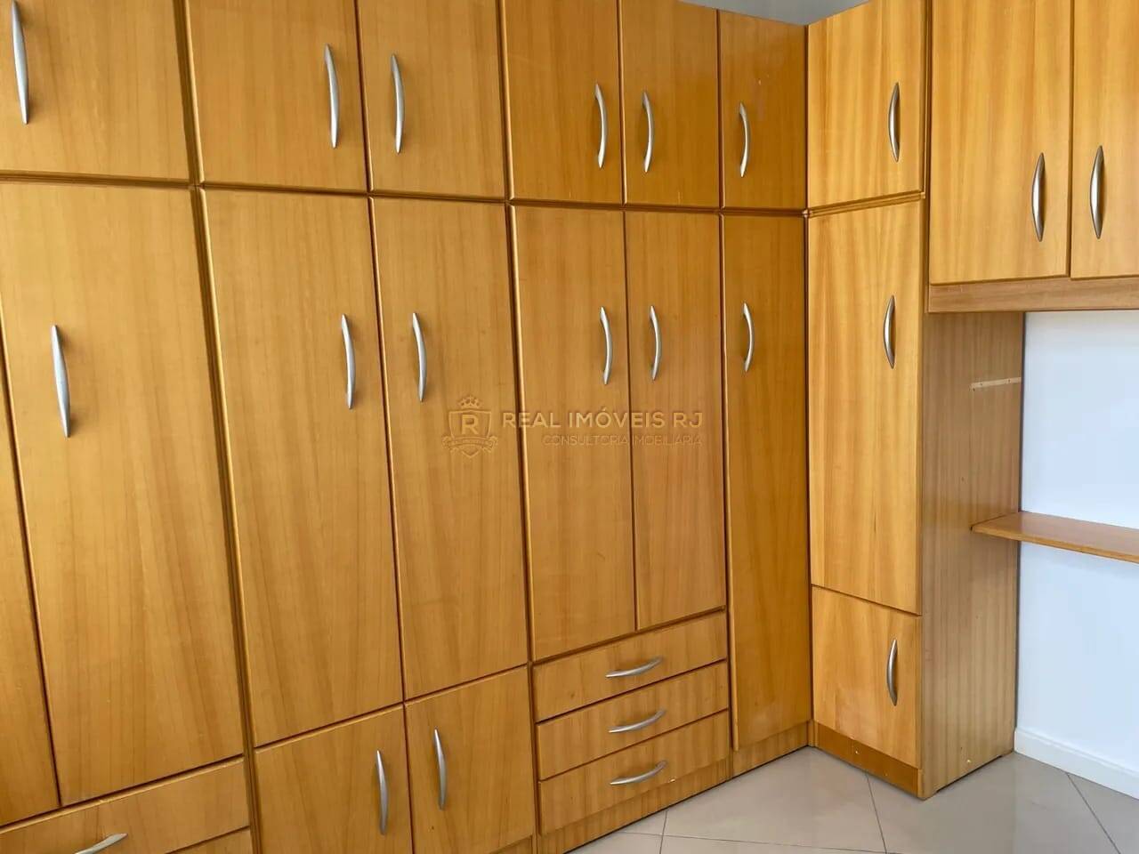 Apartamento à venda com 2 quartos, 91m² - Foto 11