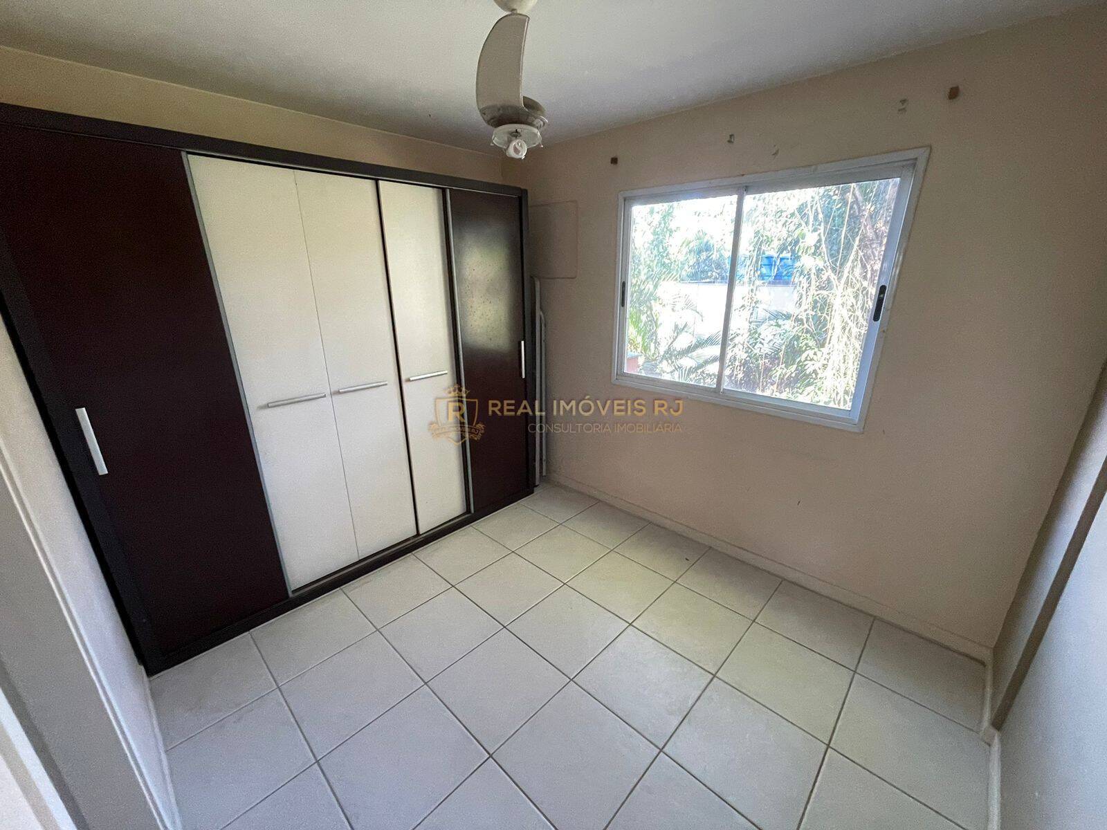 Casa à venda com 4 quartos, 179m² - Foto 13