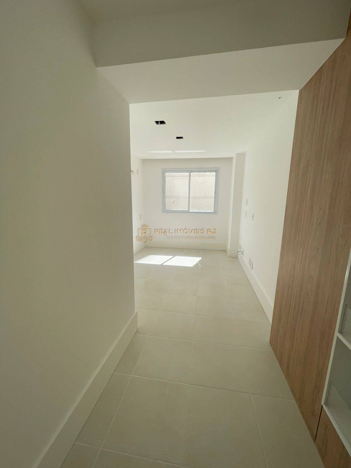 Apartamento à venda com 3 quartos, 94m² - Foto 11