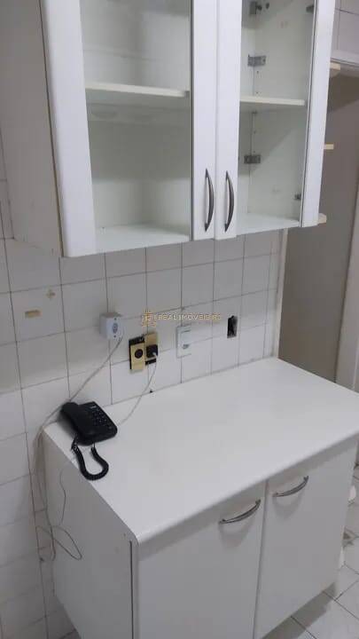 Apartamento à venda com 2 quartos, 85m² - Foto 7