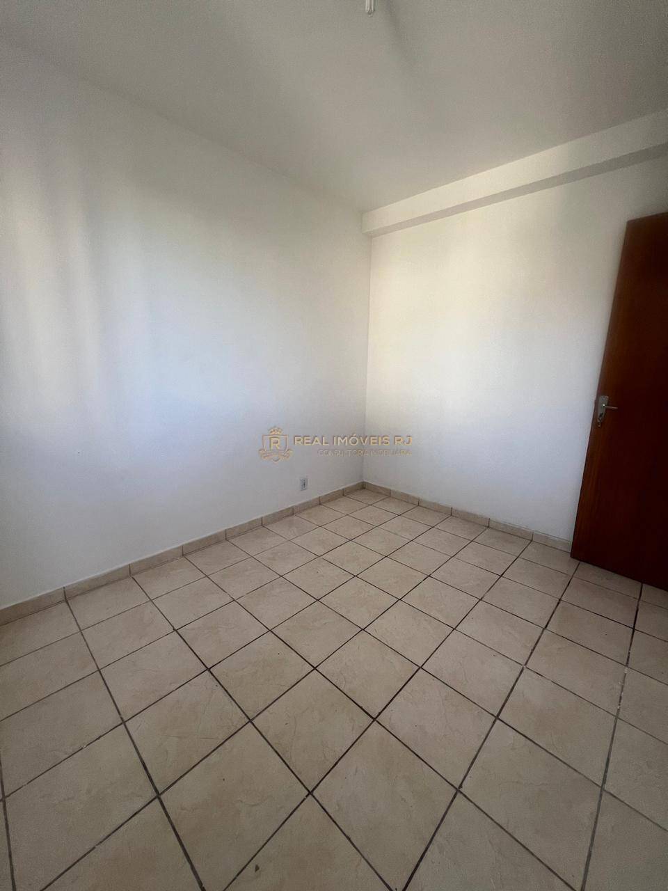 Apartamento à venda com 2 quartos, 61m² - Foto 31