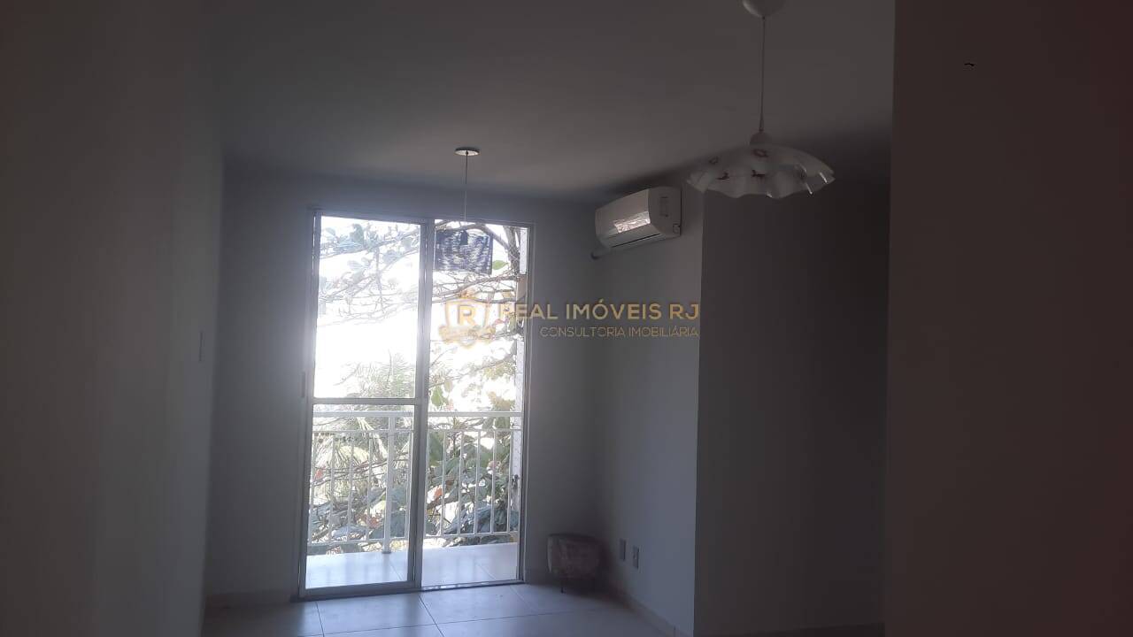 Apartamento à venda com 3 quartos, 60m² - Foto 1