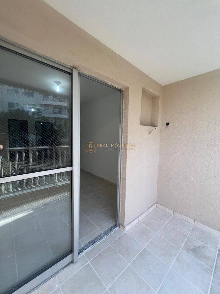 Apartamento à venda com 2 quartos, 61m² - Foto 6