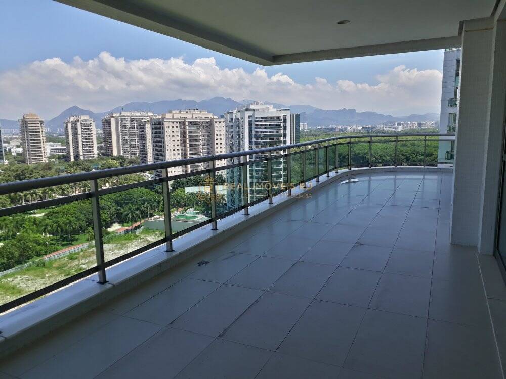 Apartamento à venda com 4 quartos, 376m² - Foto 1