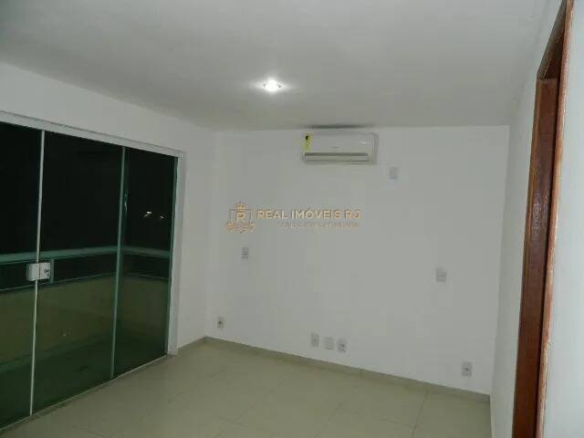 Casa para alugar com 4 quartos, 220m² - Foto 14