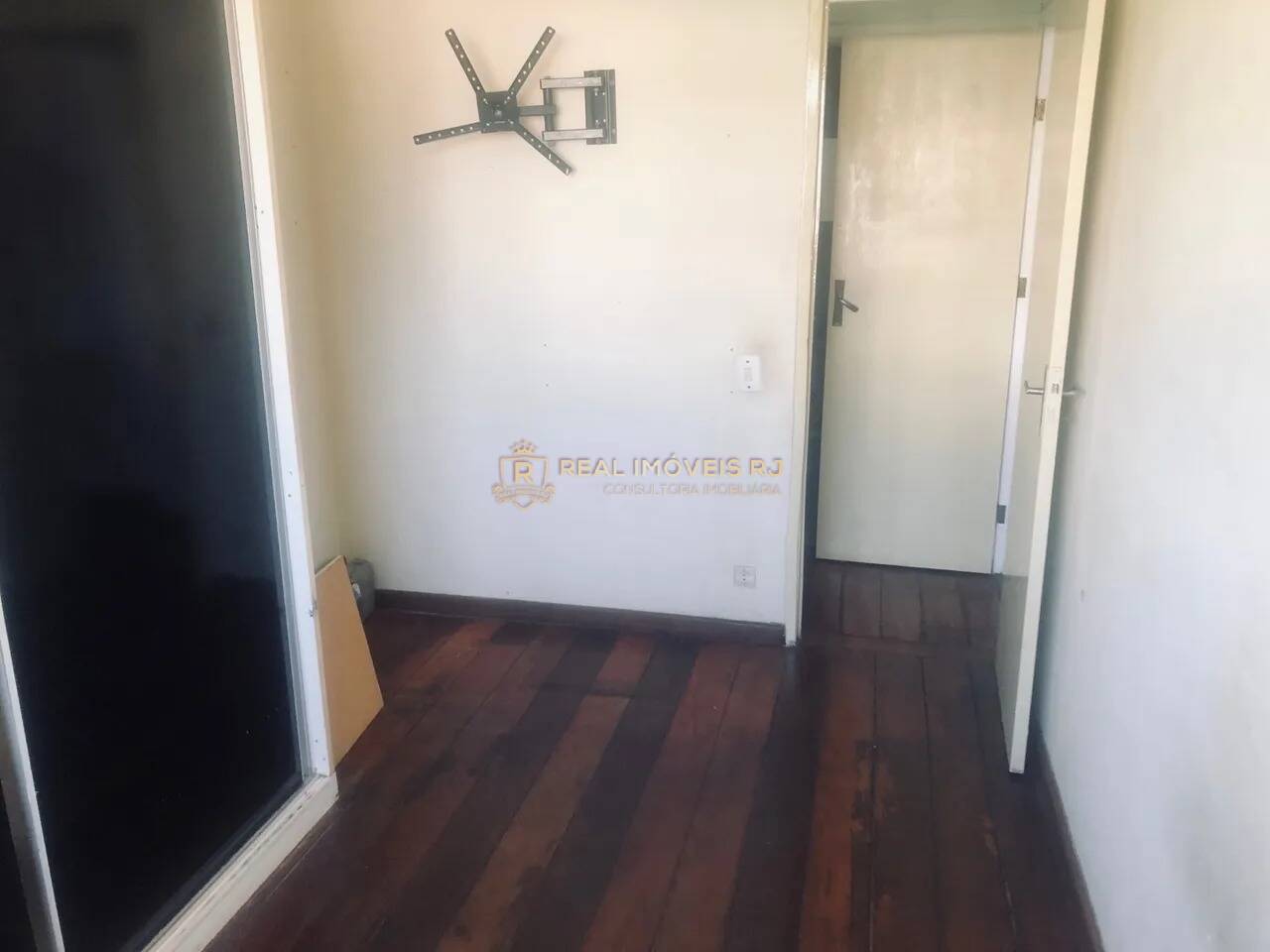 Apartamento à venda com 2 quartos, 56m² - Foto 5