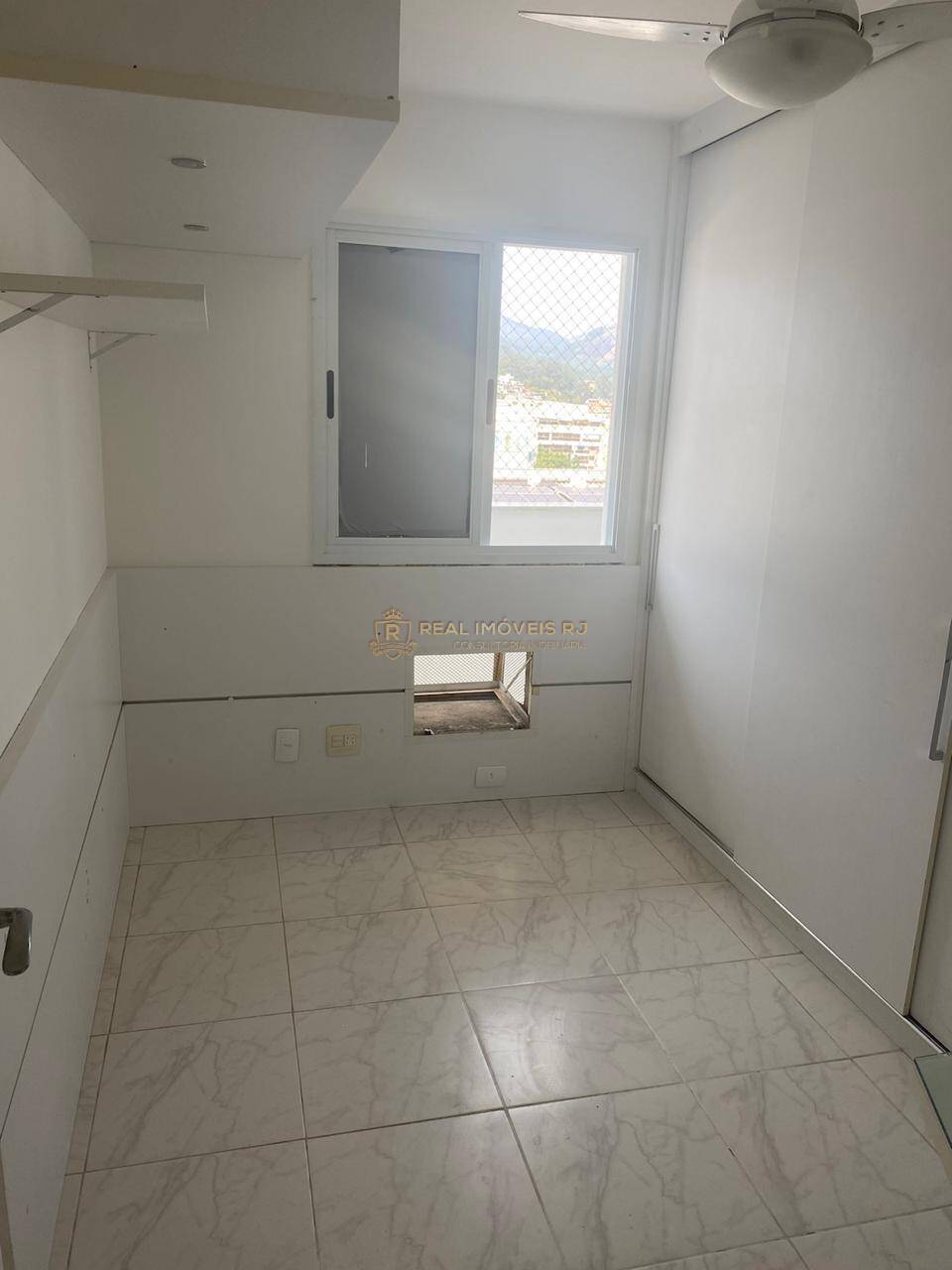 Apartamento à venda com 3 quartos, 125m² - Foto 9