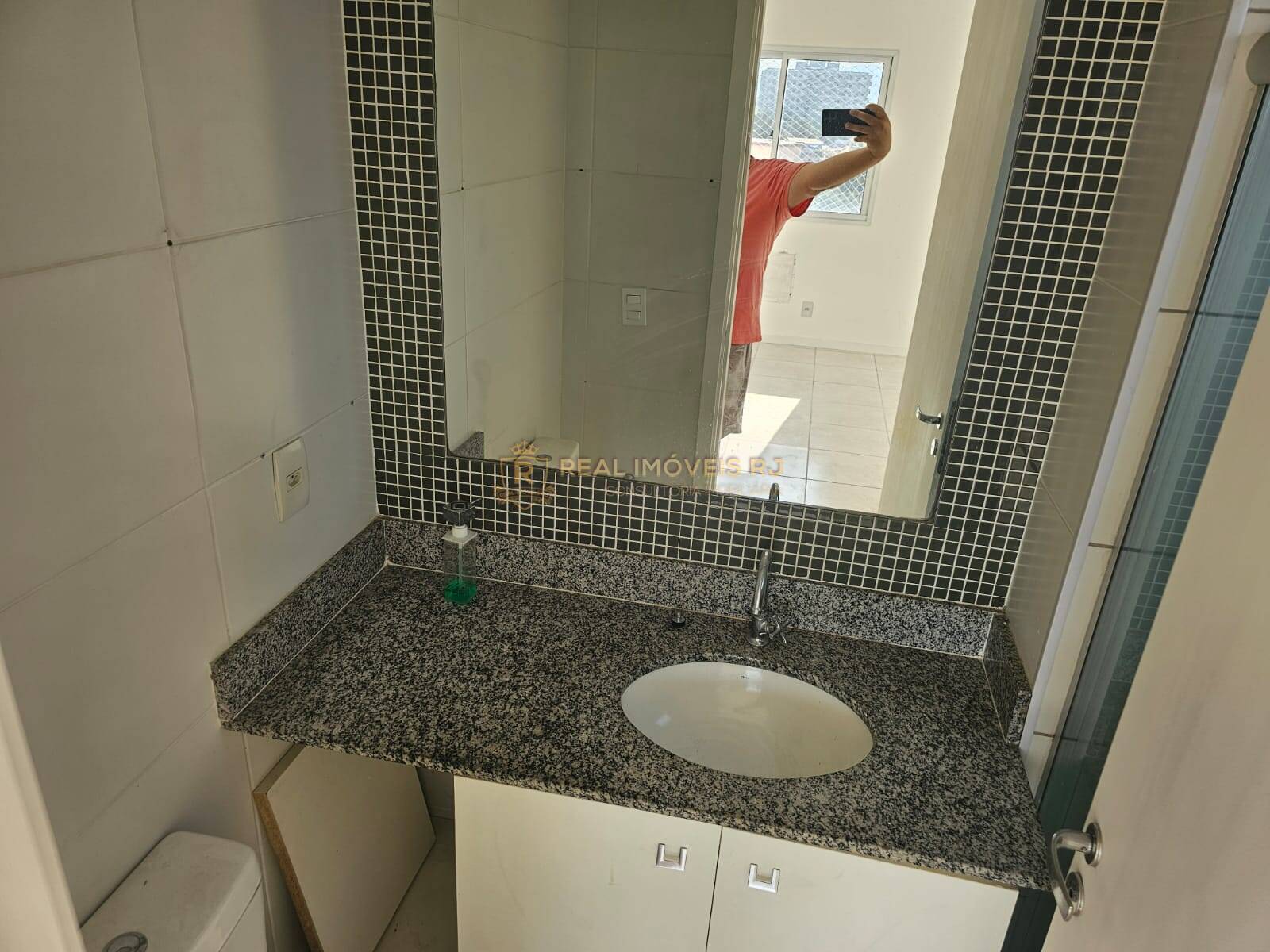 Apartamento à venda com 2 quartos, 62m² - Foto 16