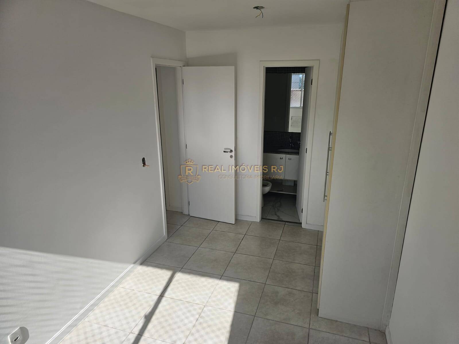 Apartamento à venda com 2 quartos, 62m² - Foto 23