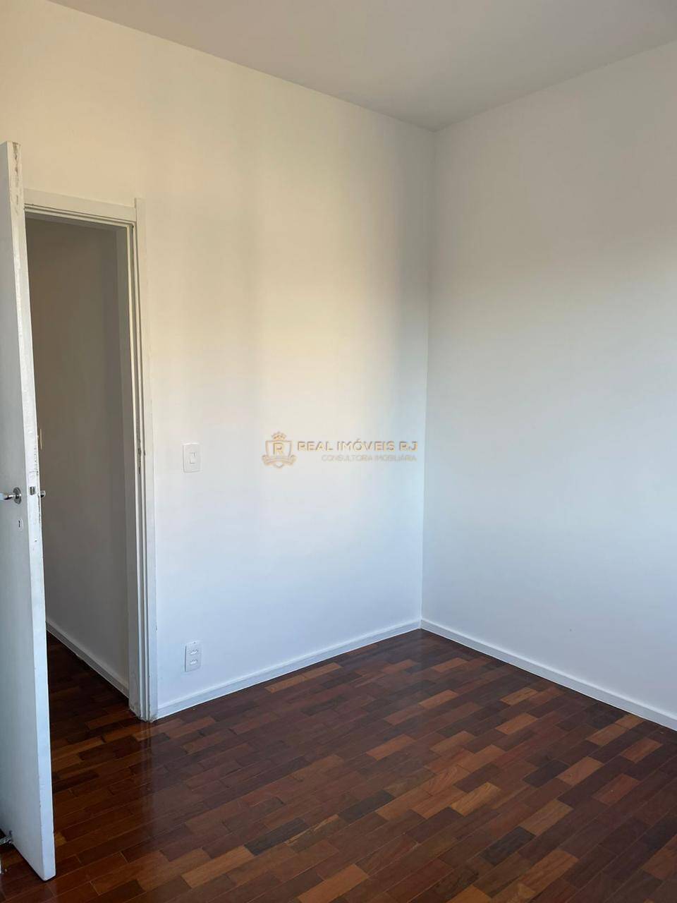 Apartamento à venda com 2 quartos, 53m² - Foto 4