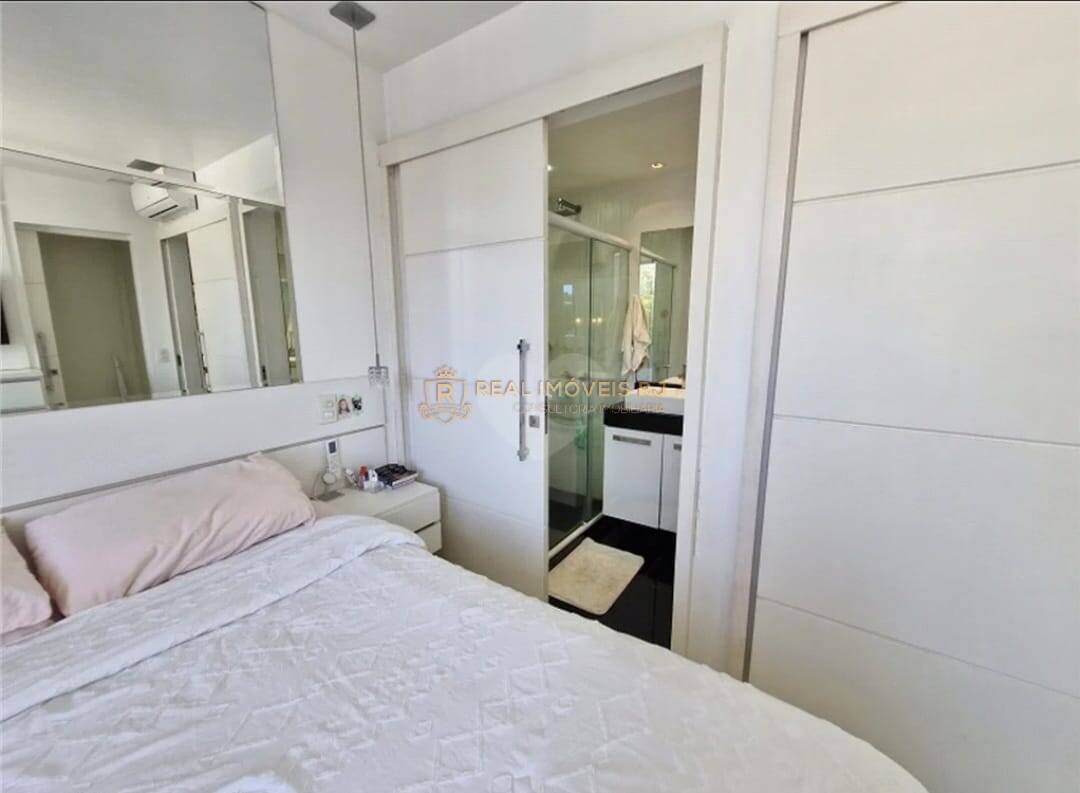 Apartamento à venda com 4 quartos, 243m² - Foto 17