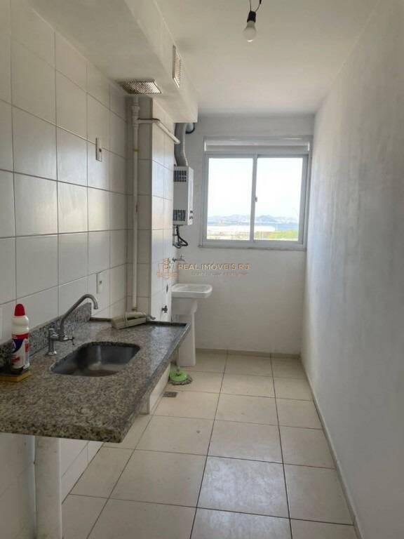 Apartamento à venda com 2 quartos, 56m² - Foto 3