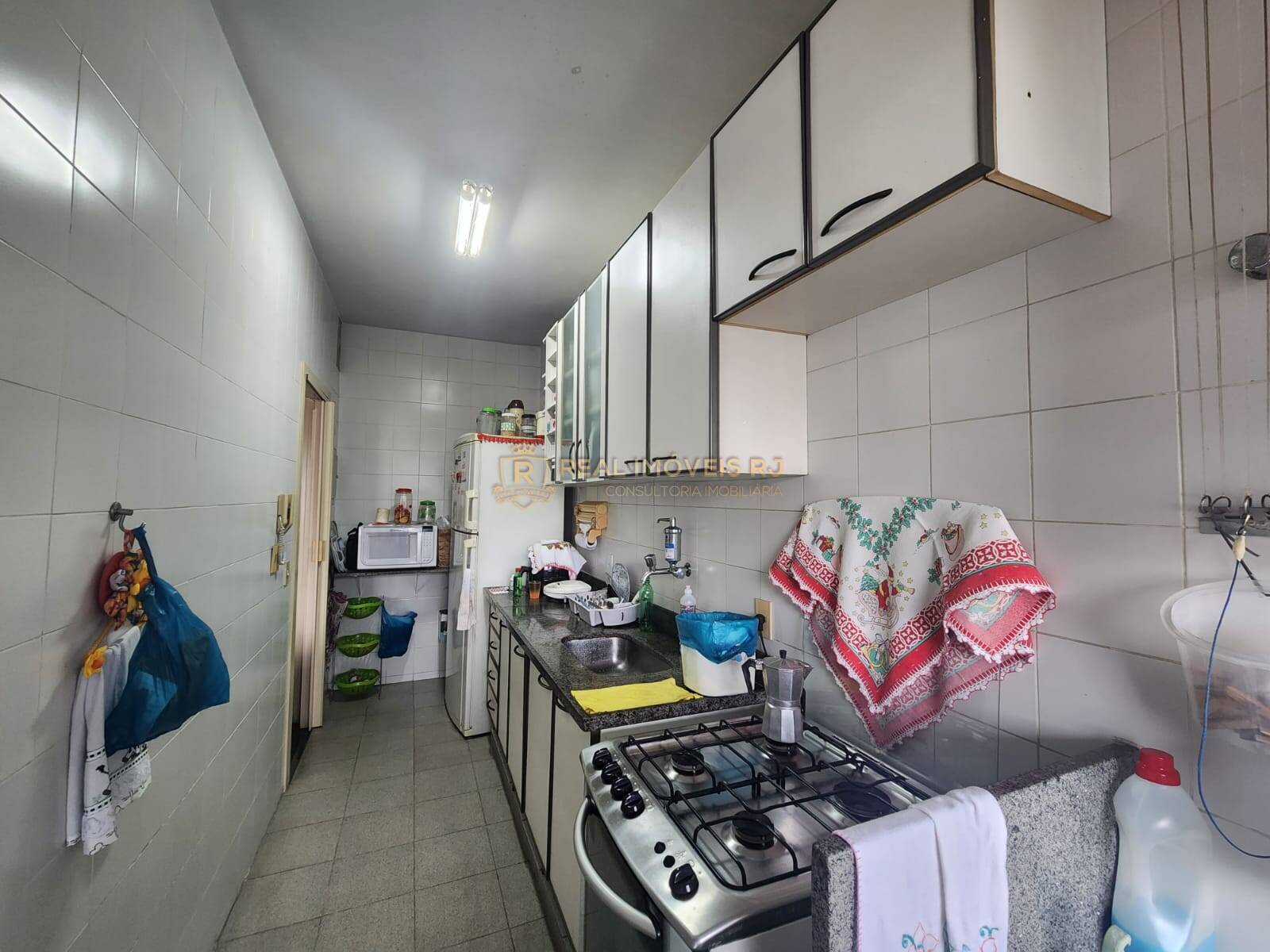 Apartamento à venda com 2 quartos, 60m² - Foto 4