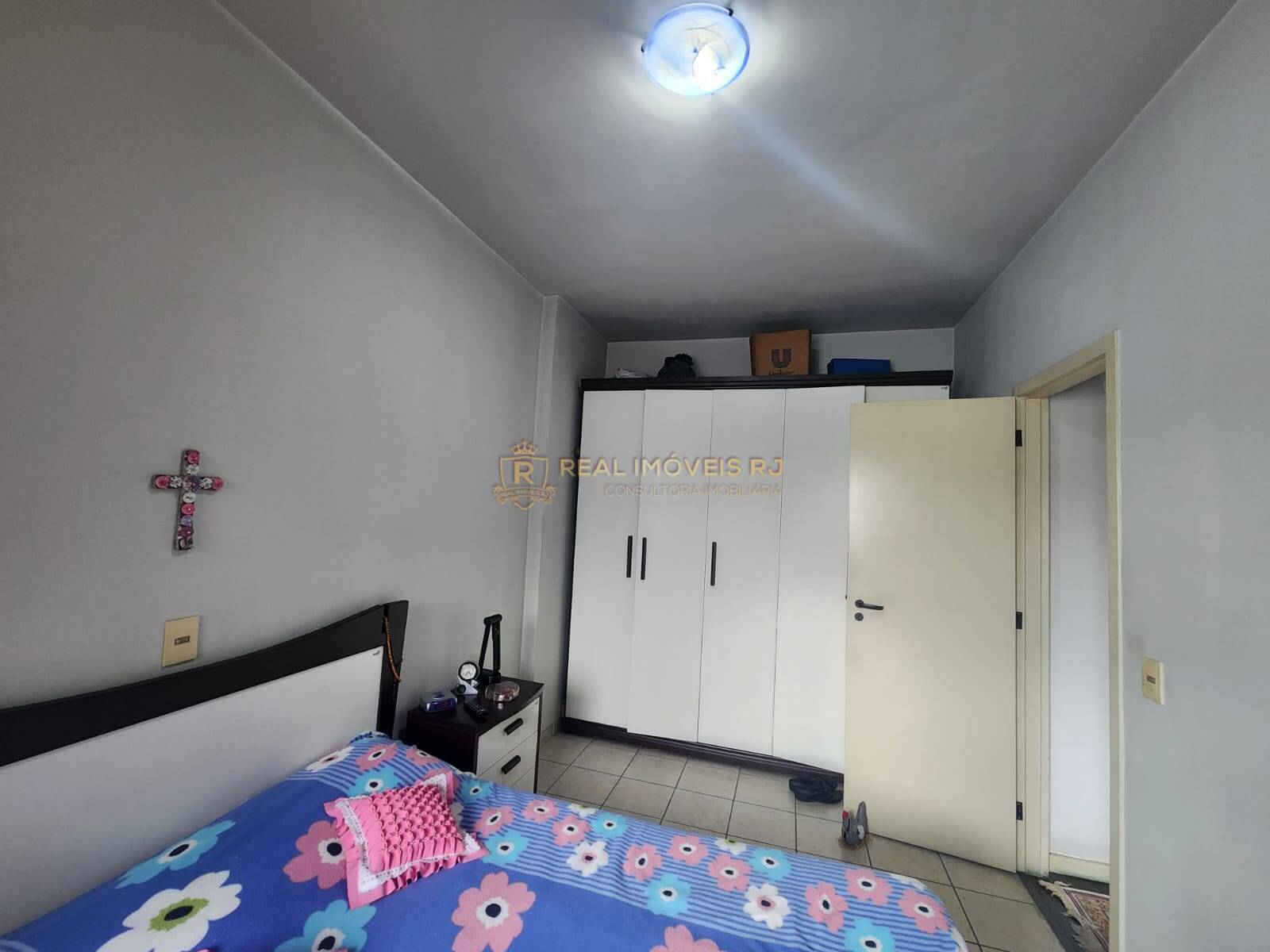 Apartamento à venda com 2 quartos, 60m² - Foto 12