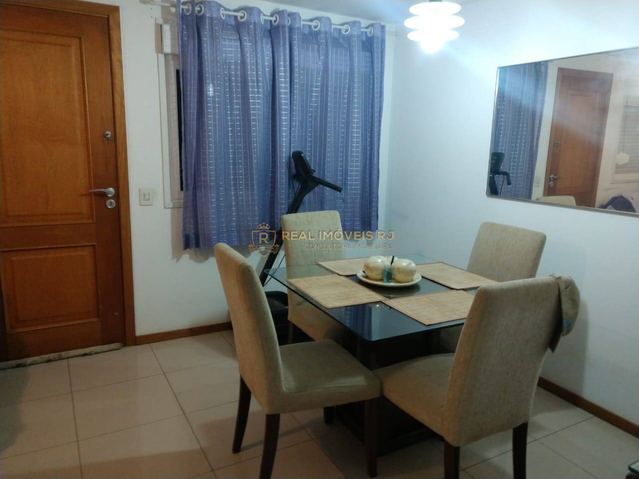 Casa à venda com 3 quartos, 100m² - Foto 4