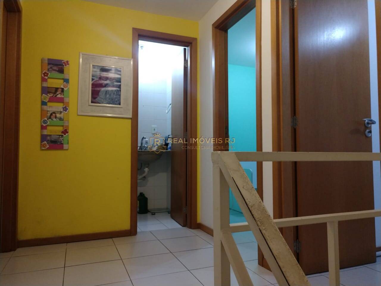 Casa à venda com 3 quartos, 100m² - Foto 8