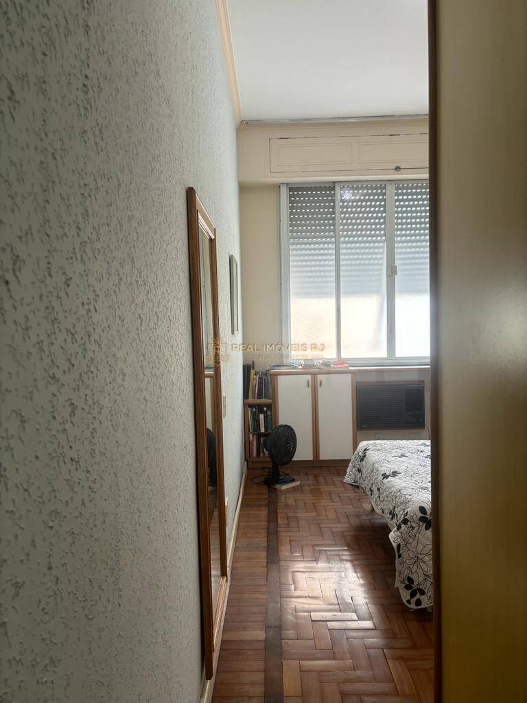 Apartamento à venda com 4 quartos, 180m² - Foto 12