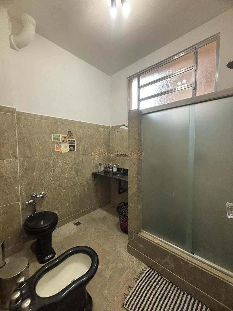 Apartamento à venda com 4 quartos, 180m² - Foto 14