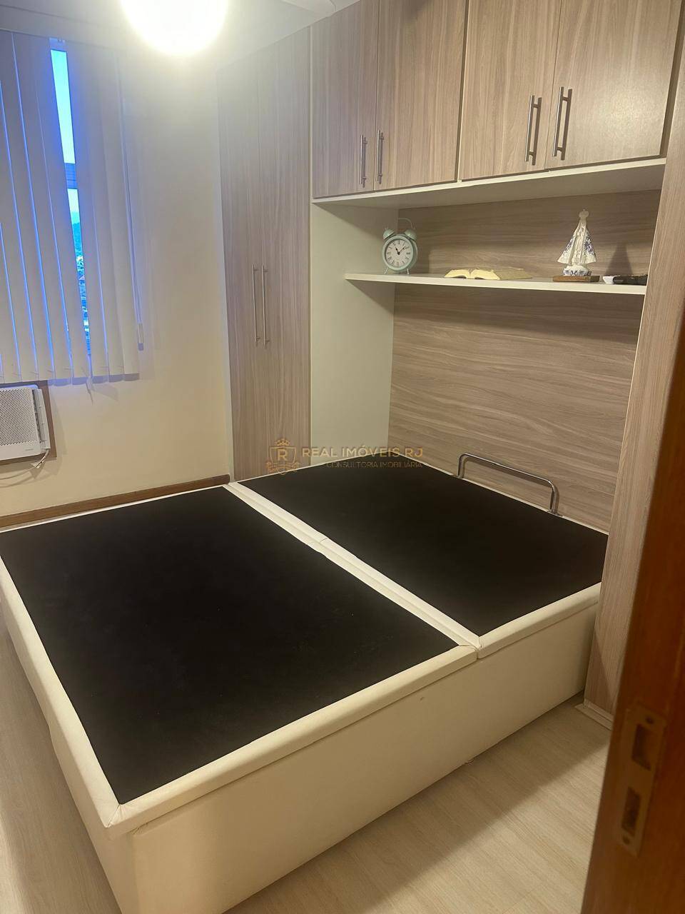 Apartamento à venda com 2 quartos, 70m² - Foto 9