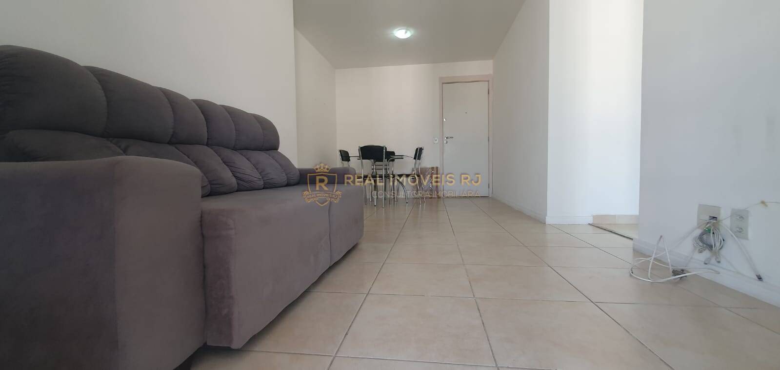 Apartamento para alugar com 2 quartos, 75m² - Foto 7