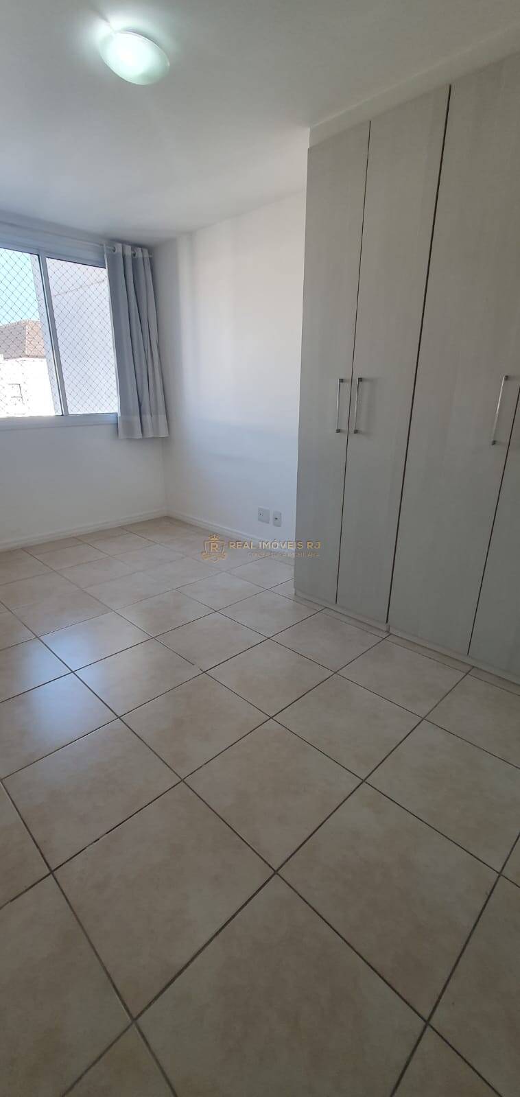 Apartamento para alugar com 2 quartos, 75m² - Foto 14