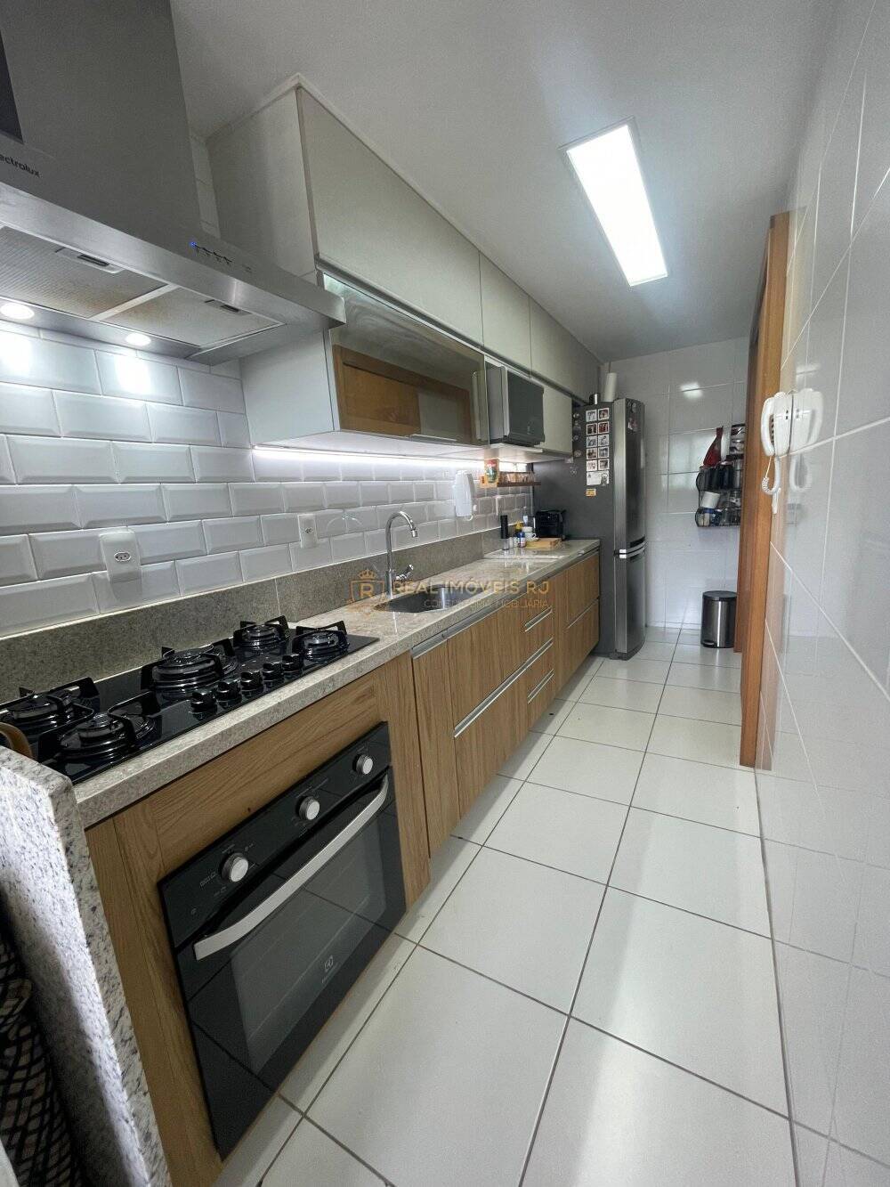 Apartamento à venda com 3 quartos, 85m² - Foto 6