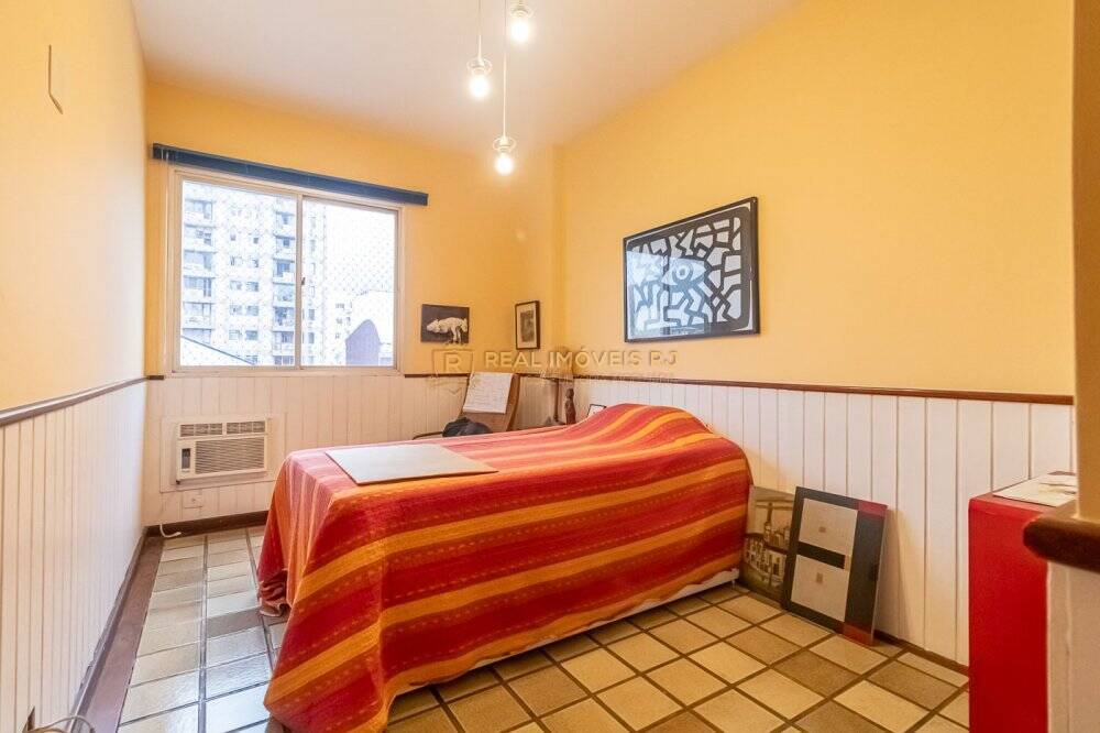 Apartamento à venda com 3 quartos, 137m² - Foto 6