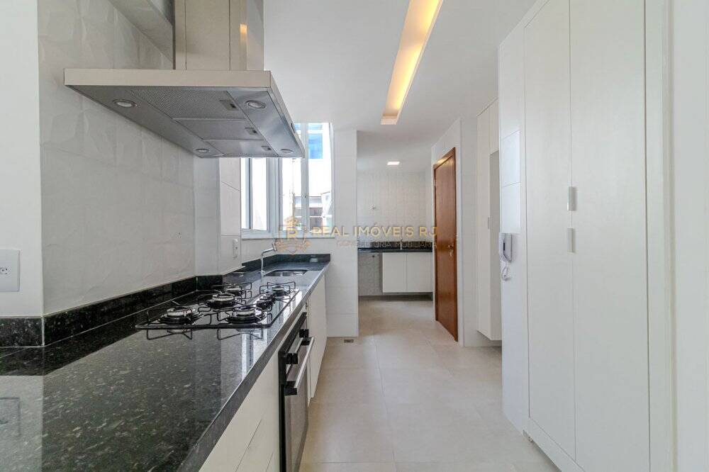 Apartamento à venda com 3 quartos, 135m² - Foto 6