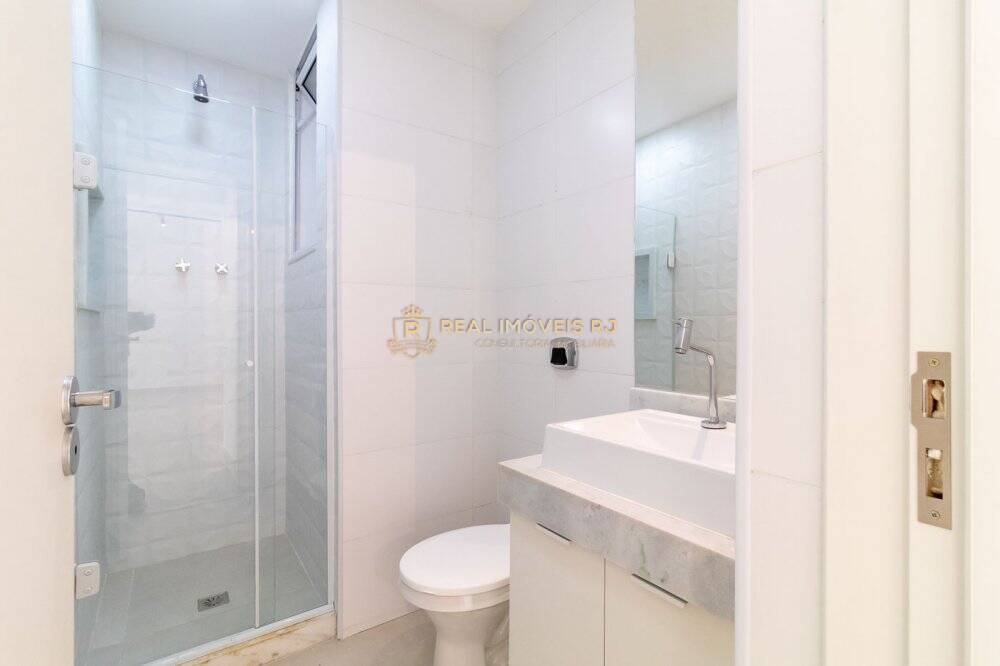 Apartamento à venda com 3 quartos, 135m² - Foto 9