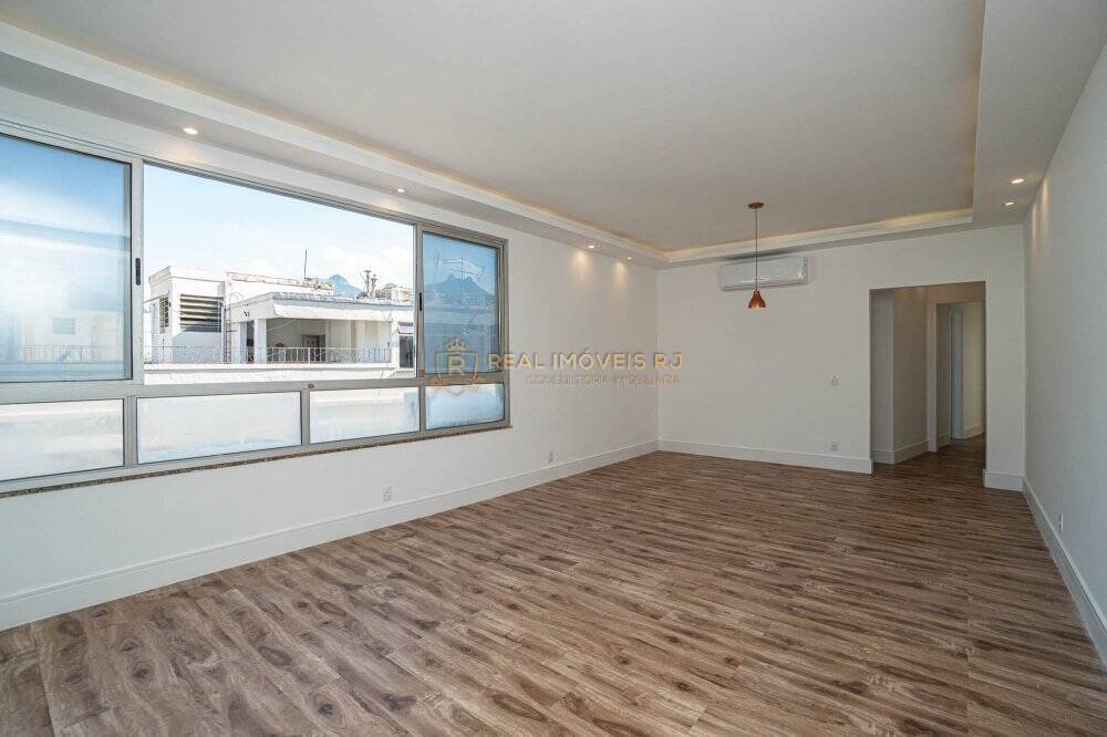 Apartamento à venda com 4 quartos, 130m² - Foto 1