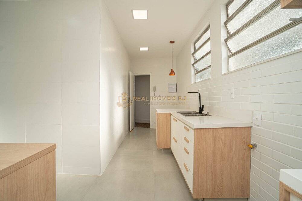 Apartamento à venda com 4 quartos, 130m² - Foto 3