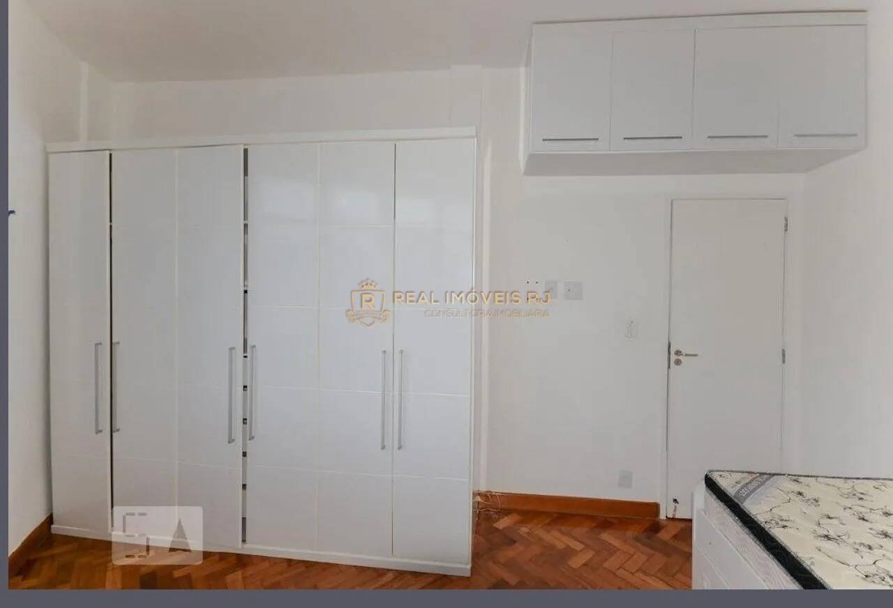 Apartamento à venda com 3 quartos, 103m² - Foto 13