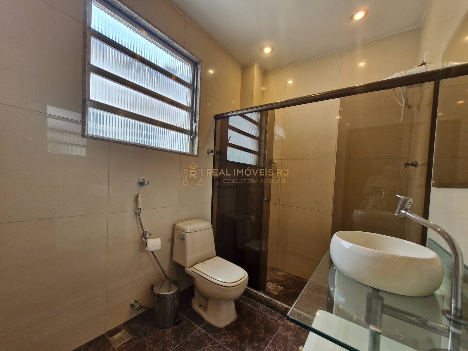 Apartamento à venda com 2 quartos, 85m² - Foto 13